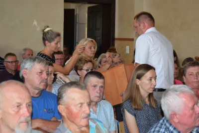 Zebranie wyborcze w Krzyzowej Dolinie 7