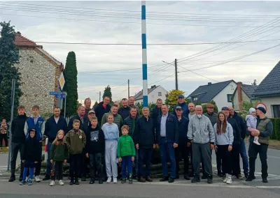 Tradycyjne Stawianie Drzewka Majowego w Krzyżowej Dolinie