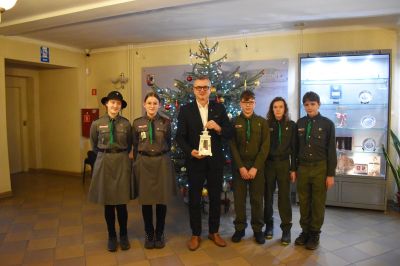 Betlejemskie Światełko Pokoju w Ozimku