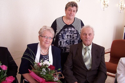 Mr%%C3%%B3z Jan i Teresa z c%%C3%%B3rk%%C4%%85 Bernadet%%C4%%85