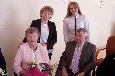 Sikora Emil i Stefania z synow%%C4%%85 Sylwi%%C4%%85 i wnuczk%%C4%%85 Mirel%%C4%%85