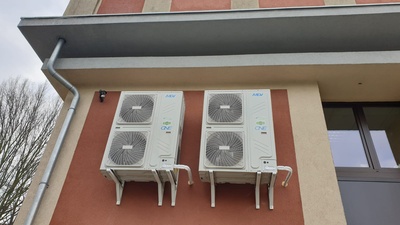 Klimatyzacja na sali widowiskowej w Domu Kultury w Ozimku