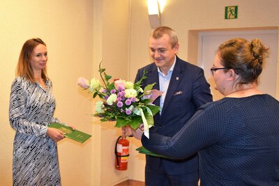 Monika Pilarek oraz Burmistrz Ozimka Mirosław Wieszołek