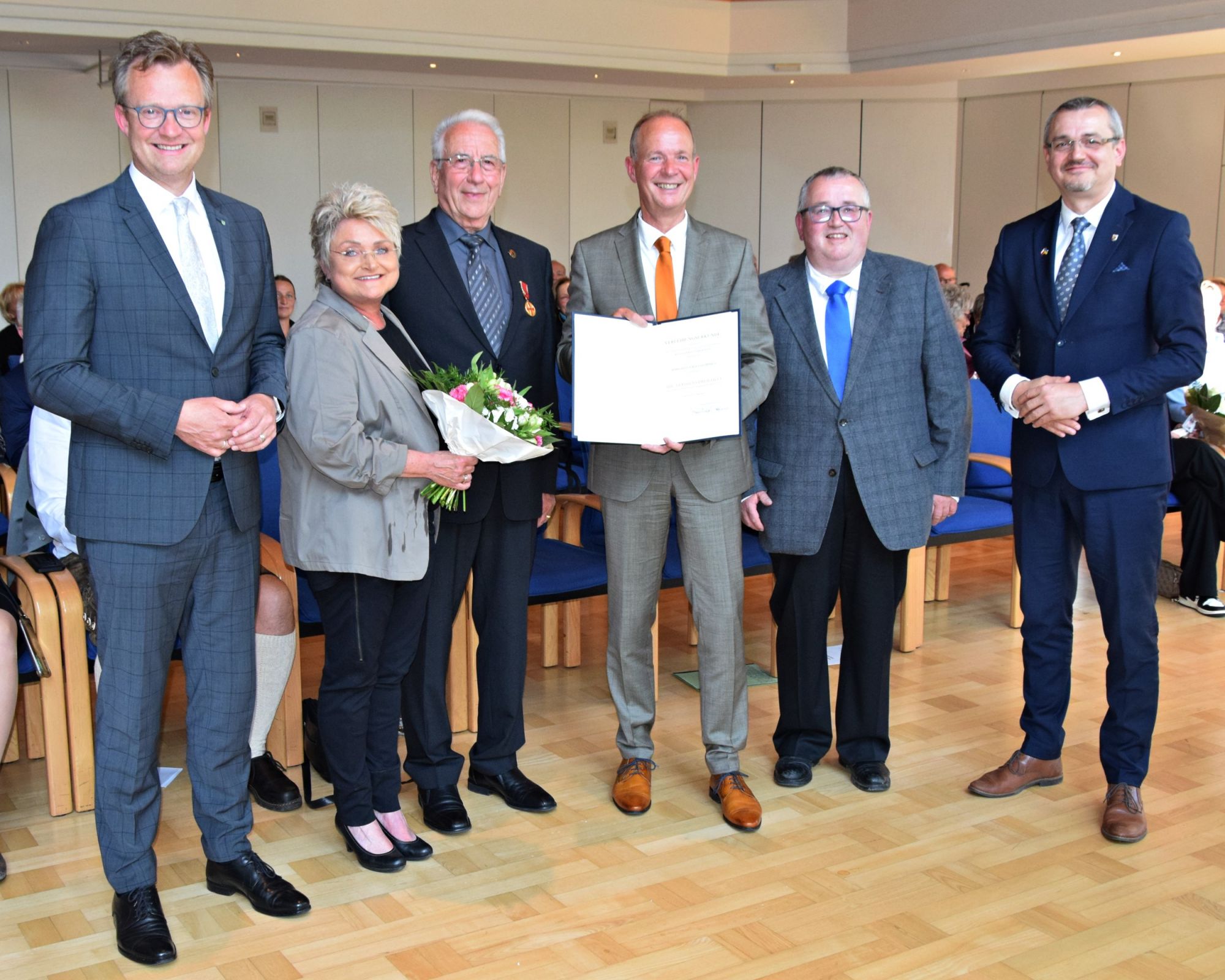Odznaczenie naszego Honorowego Obywatela Hansa-Jürgena Stuppericha