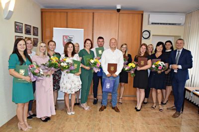 Awanse zawodowe nauczycieli w Gminie Ozimek