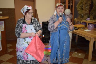 Skubanie pierza w Biestrzynniku 