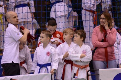 zawodnicy czekaja na swoją konkurencję