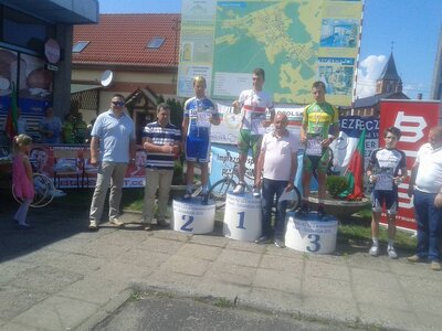 Dekoracja zwyciezc&oacute;w