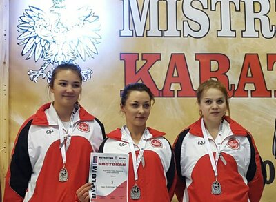 brązowa drużyna kata