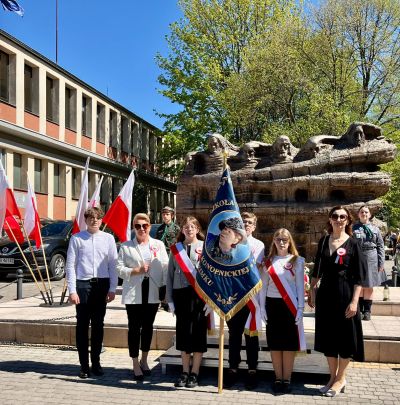 SP2 na obchodach upamiętniających uchwalenie Konstytucji 3 Maja